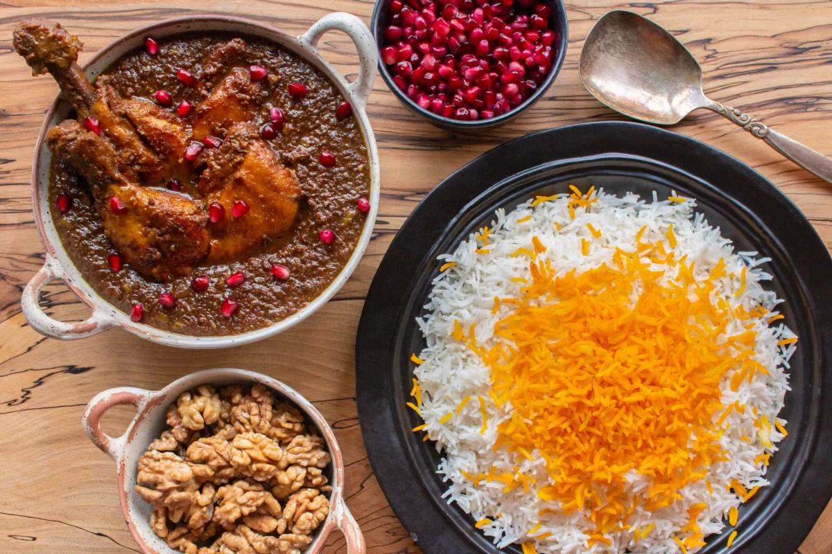 خورشت فسنجون خوشمزه