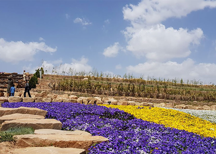 باغ گلهای شیراز