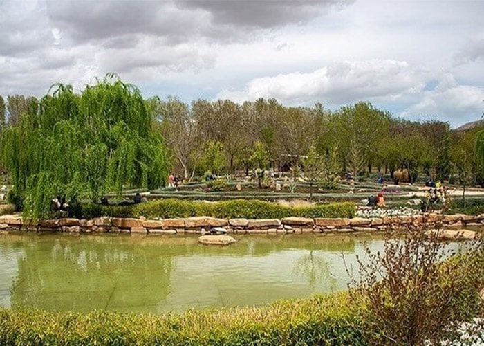 باغ گلها در شیراز