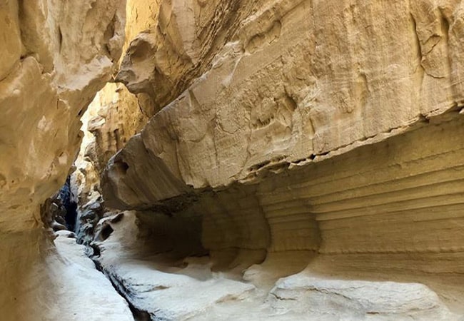 تنگه چاهکوه در قشم