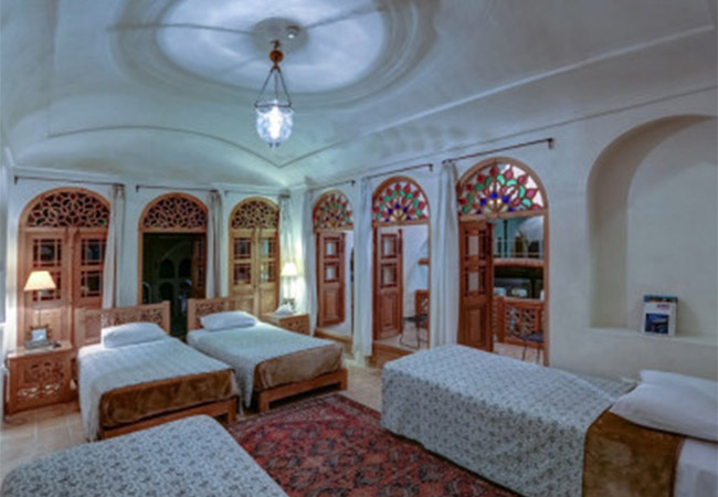 هتل خانه منوچهری در کاشان