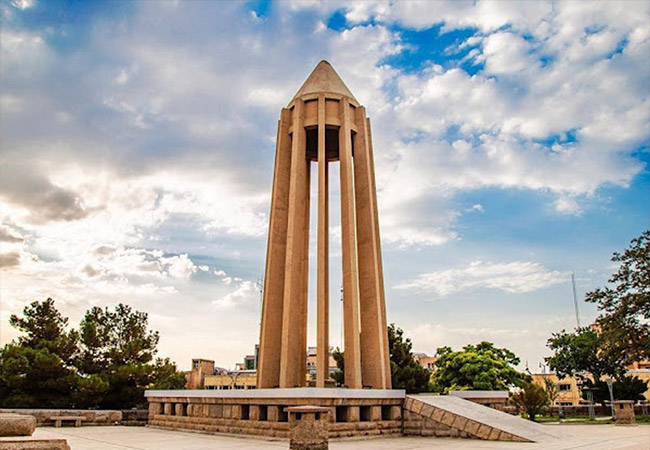 آرامگاه ابوعلی سینا