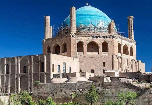 معماری گنبد سلطانیه