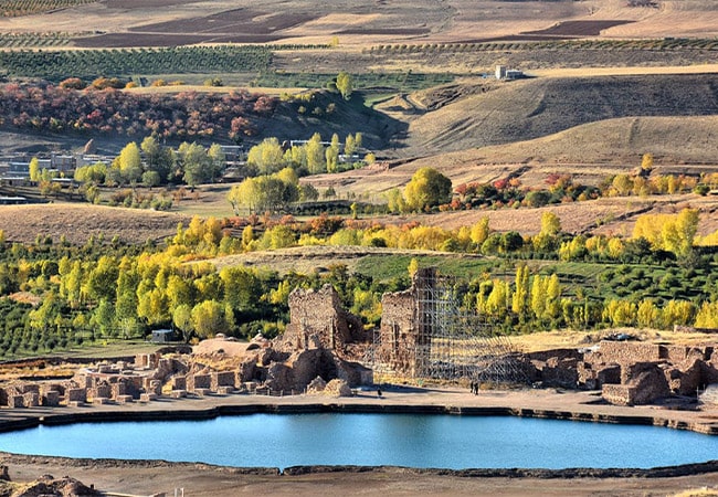 تخت سلیمان 1